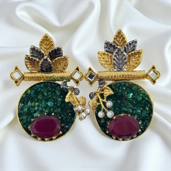 ELEGANT EARRINGS
