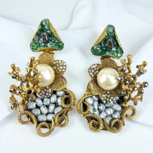 GREEN FLORAL EARRINGS
