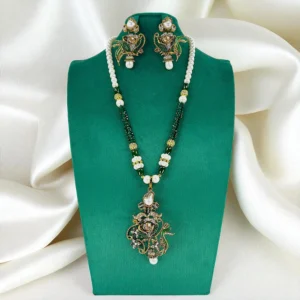 ROSY EMERALD MALA SET