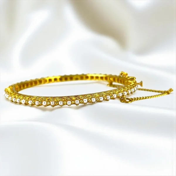 TWINKLING BANGLE