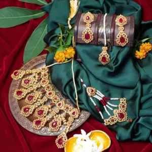 elegant bridal set ..