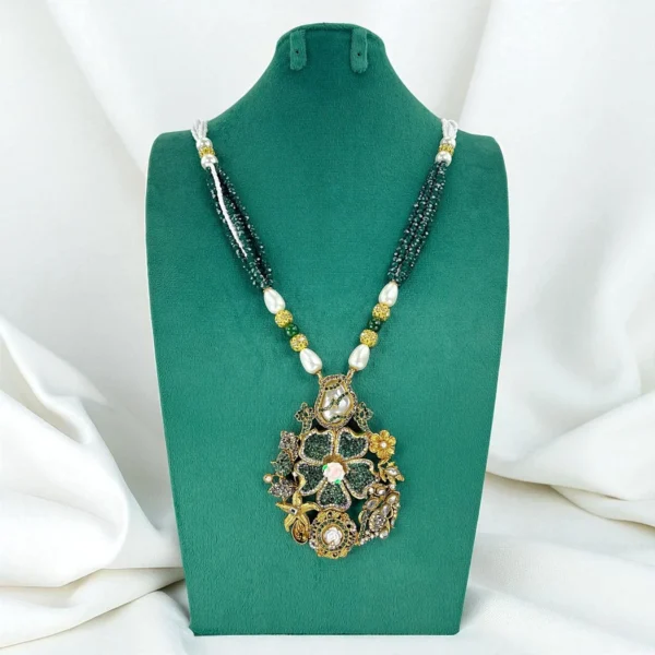 floret emerald mala 1