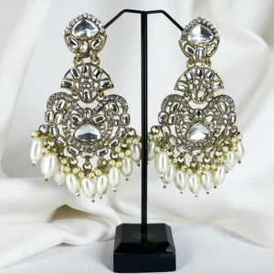 kundan white earrings 1