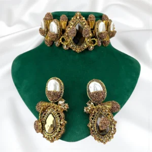 ALMOND NECKLACE SET
