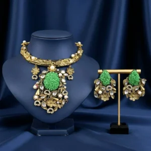 ANTIQUE NECKLACE SET 1