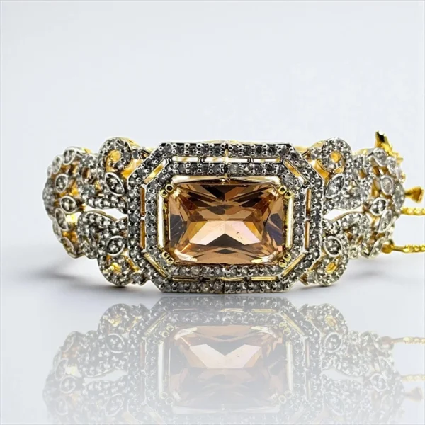 CHAMPAGNE STONE BANGLE