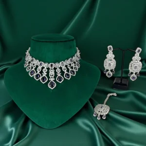 CHARMING BRIDAL SET