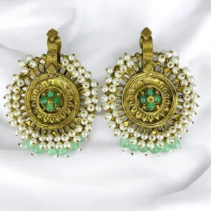 CLUSTER PISTACHIO EARRINGS