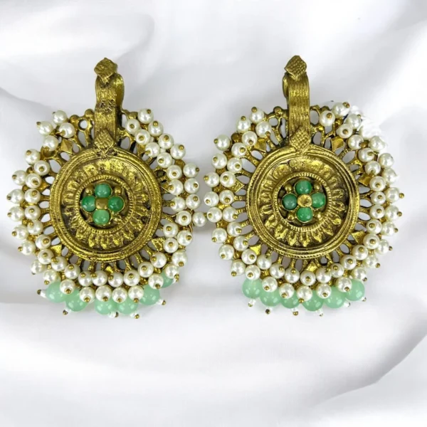 CLUSTER PISTACHIO EARRINGS