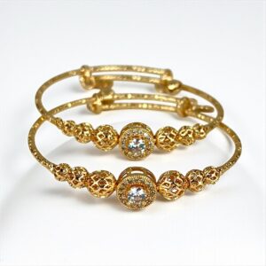 LUXE GOLD BANGLES 1