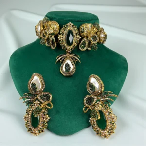 OPULENT EMERALD SET