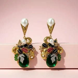 OPULENT GREEN EARRINGS