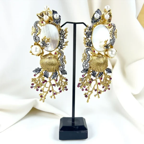 SHELL PINK EARRINGS