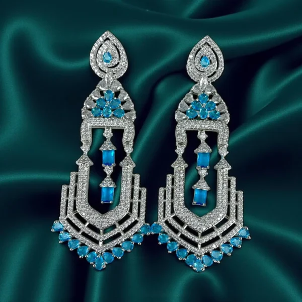 SPARKLING AD EARRINGS (1)