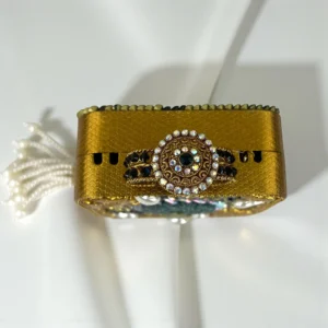 STONY GOLDEN CLUTCH