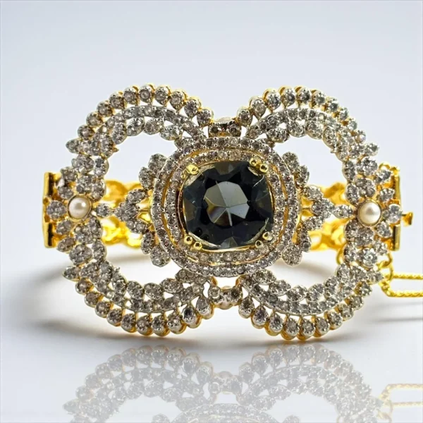 STYLISH BLACK BANGLE