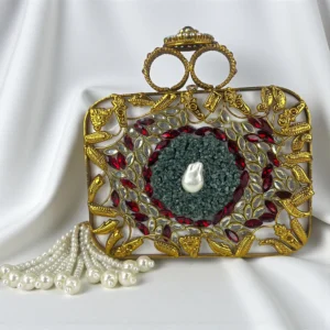TWINKLING TRAIL CLUTCH
