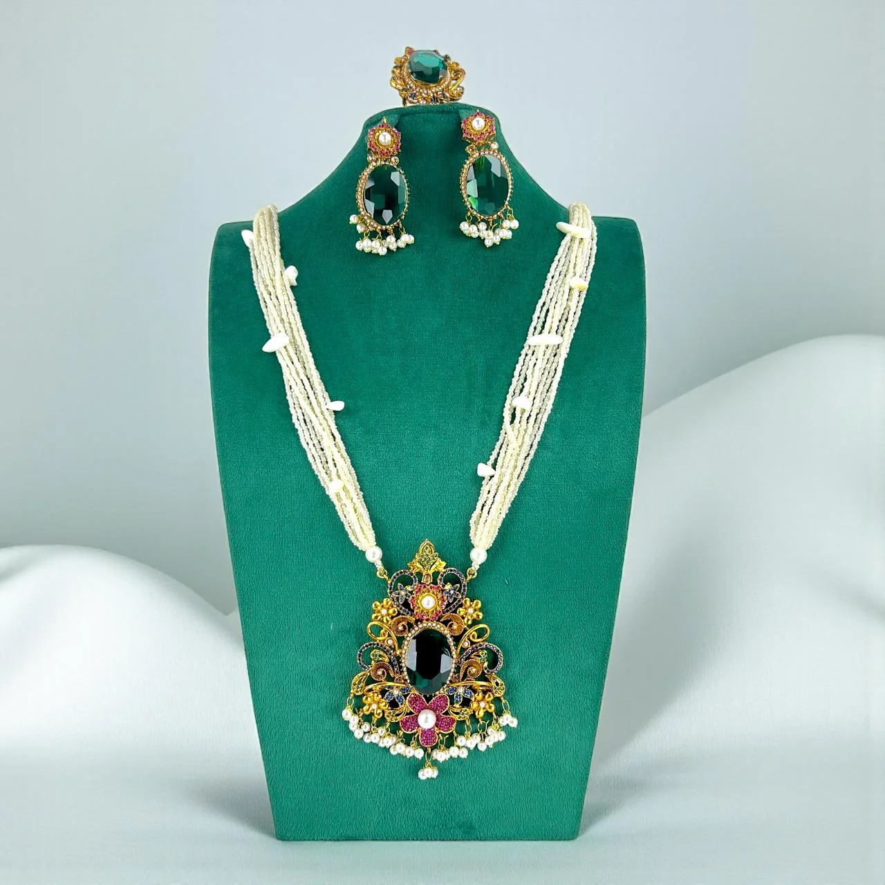 CHOKER GREEN MALA SET