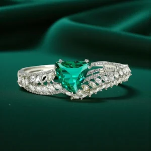 LUXE GREEN BANGLE (1)