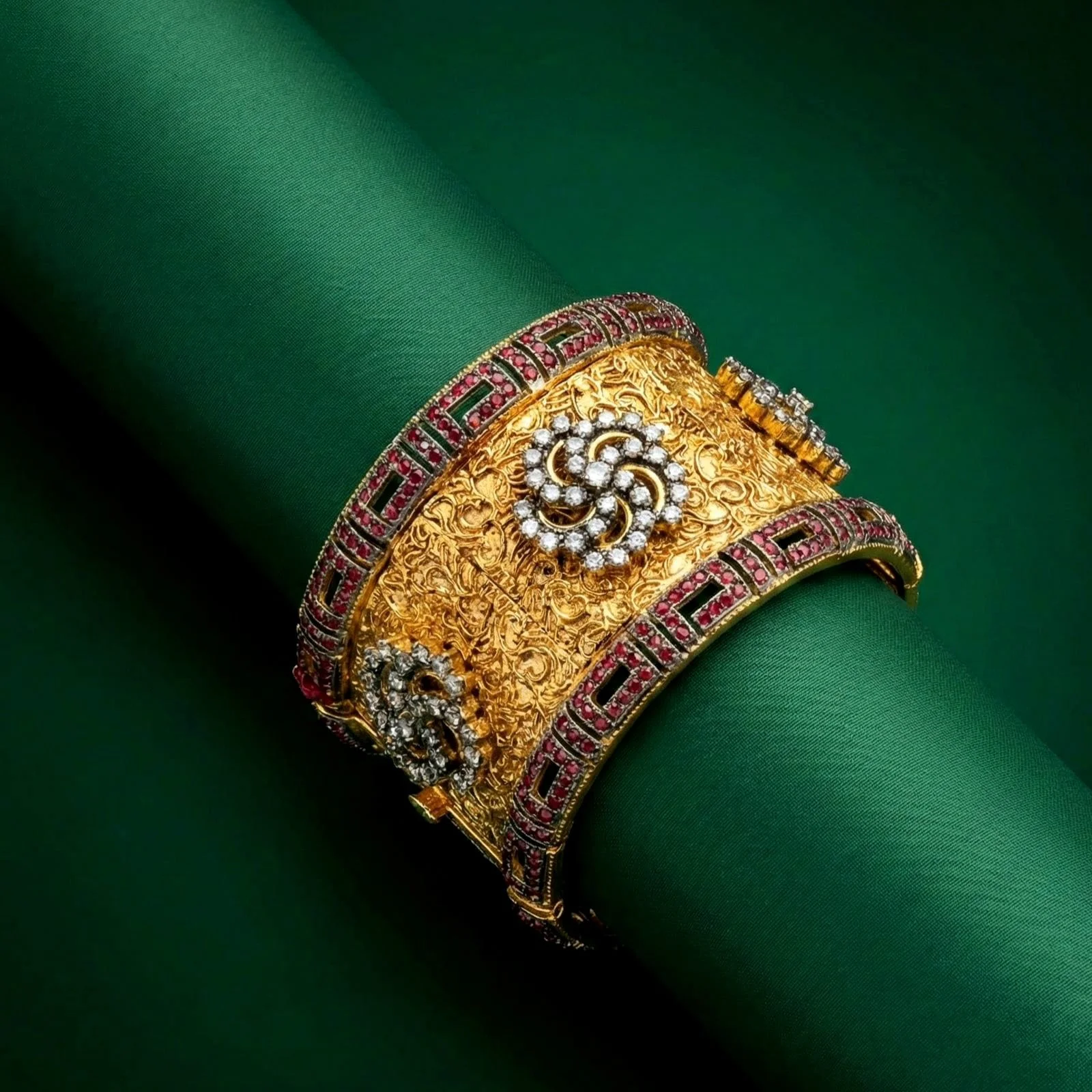 MAHARANI BANGLE