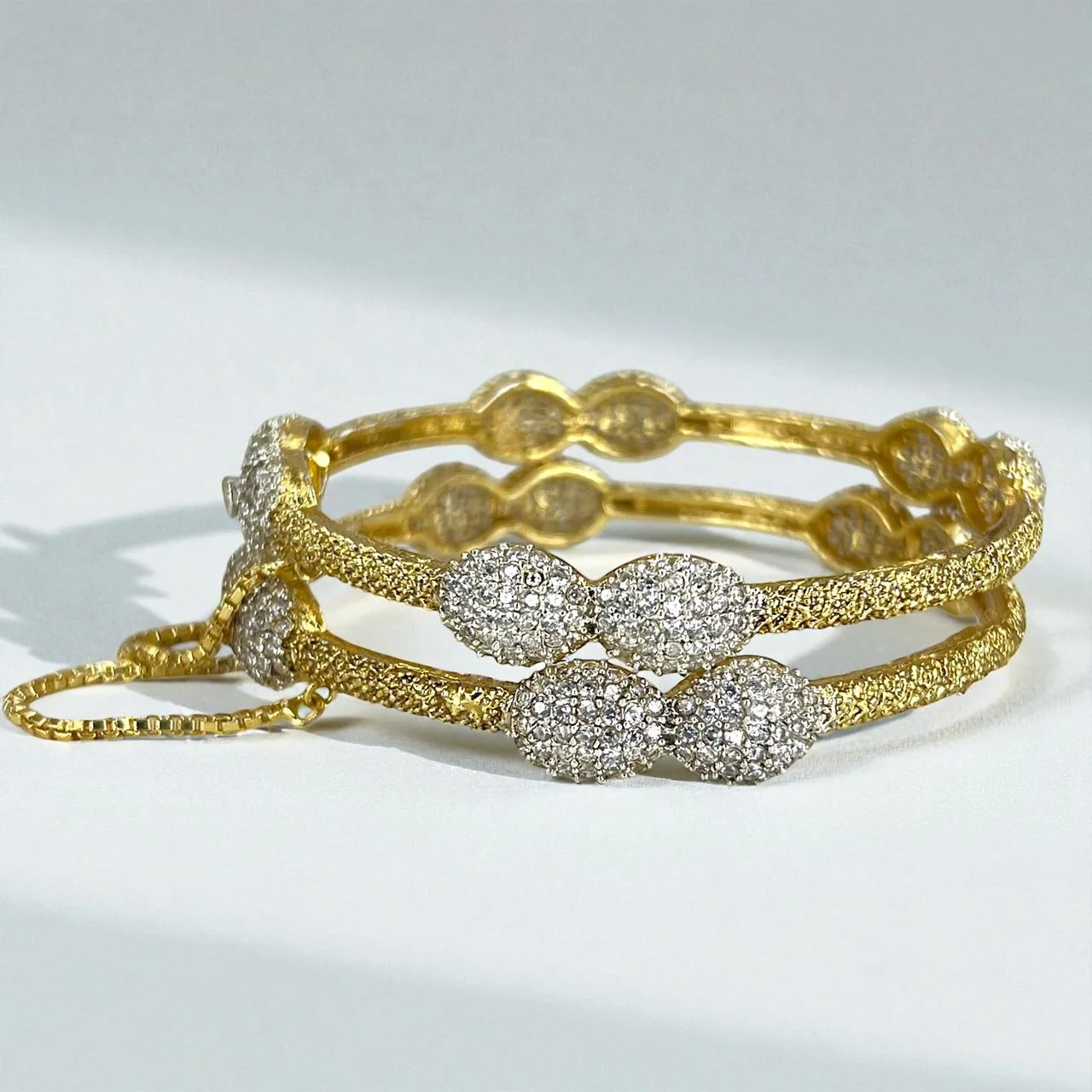 SILVER SPARKLE BANGLE