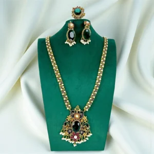 STYLISH GREEN MALA SET