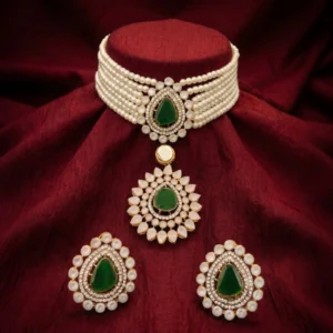 FLORAL GREEN NECKLACE