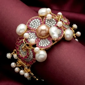 PEARL PINK BANGLE