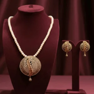MAHARANI PENDENT SET