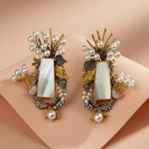 BRANCHO WHITE ERRINGS