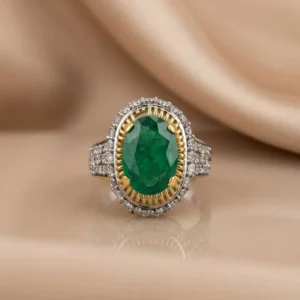 EMERALD RING