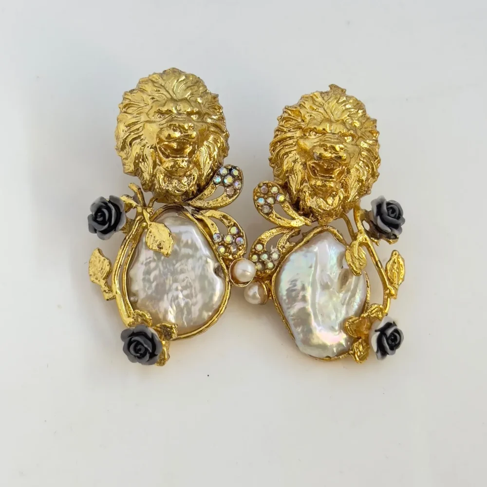 LION MARVEL EARRINGS